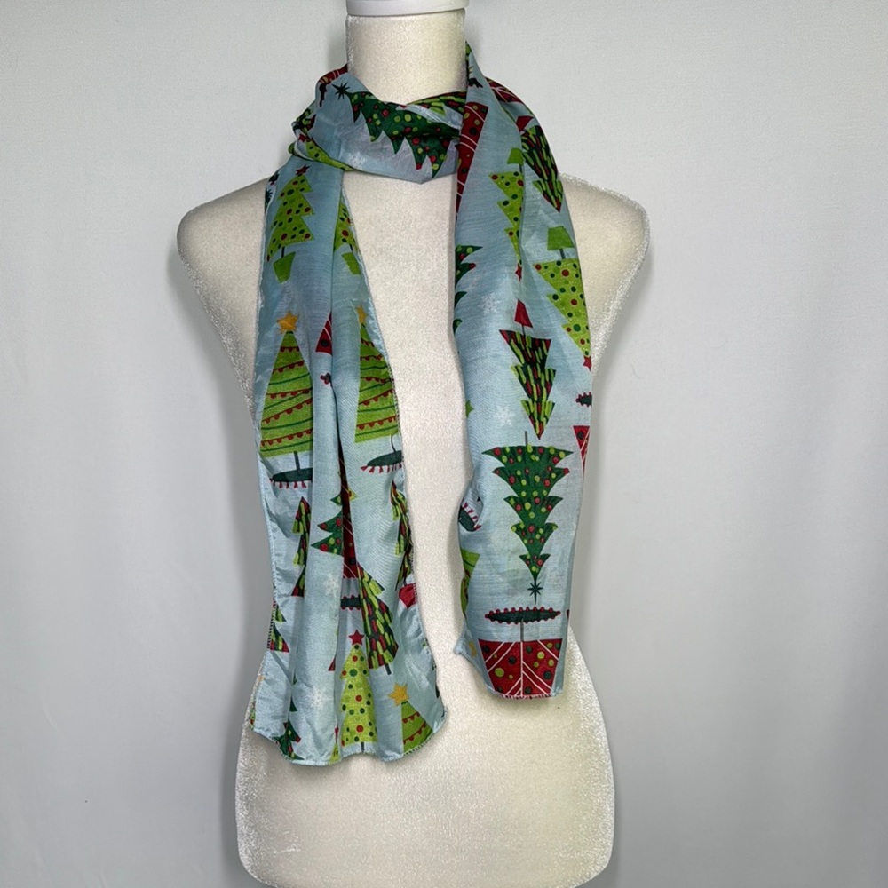 💜3/$15 Christmas Tree Patterned Scarf